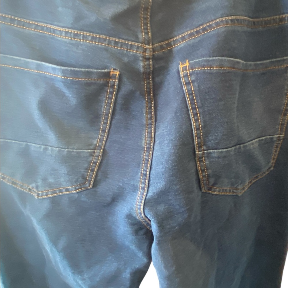 Classic Blue Relaxed Fit Denim Jeans - Picture 7 of 7